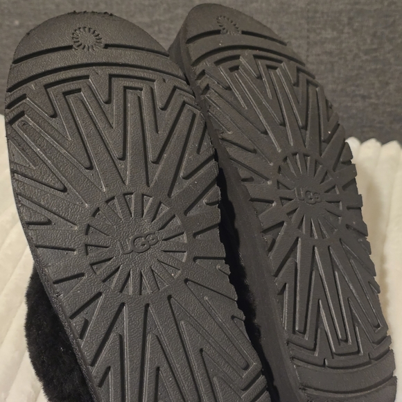 UGG Disquette Slippers Black Size 7 - Picture 9 of 11